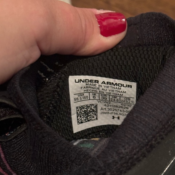 Under Armour Pride Sneaker - Picture 6 of 7